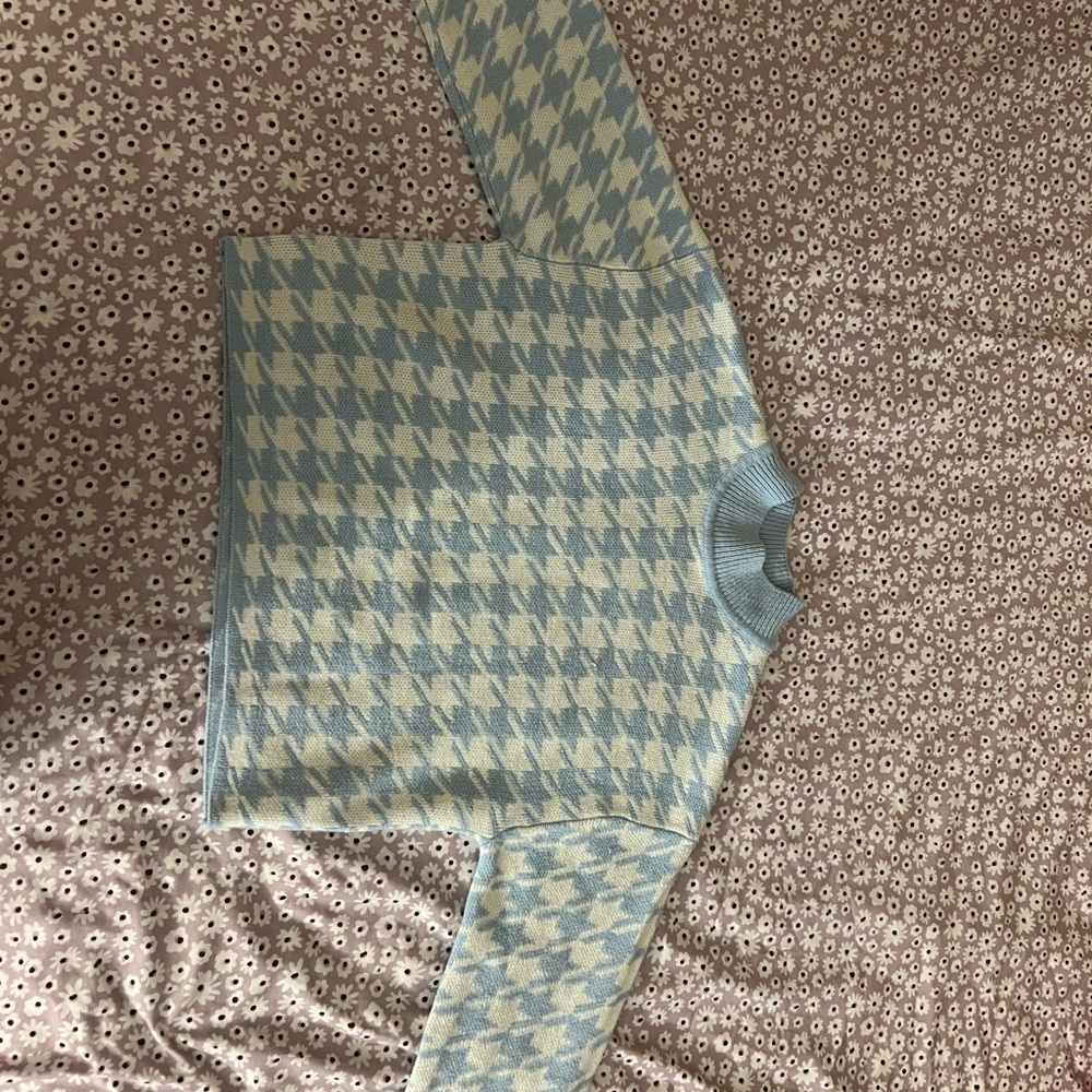 Blue and Cream Houndstooth Sweater